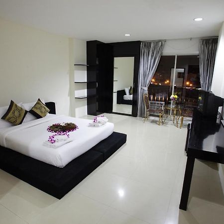 Lars-Lita Residence Patong Esterno foto