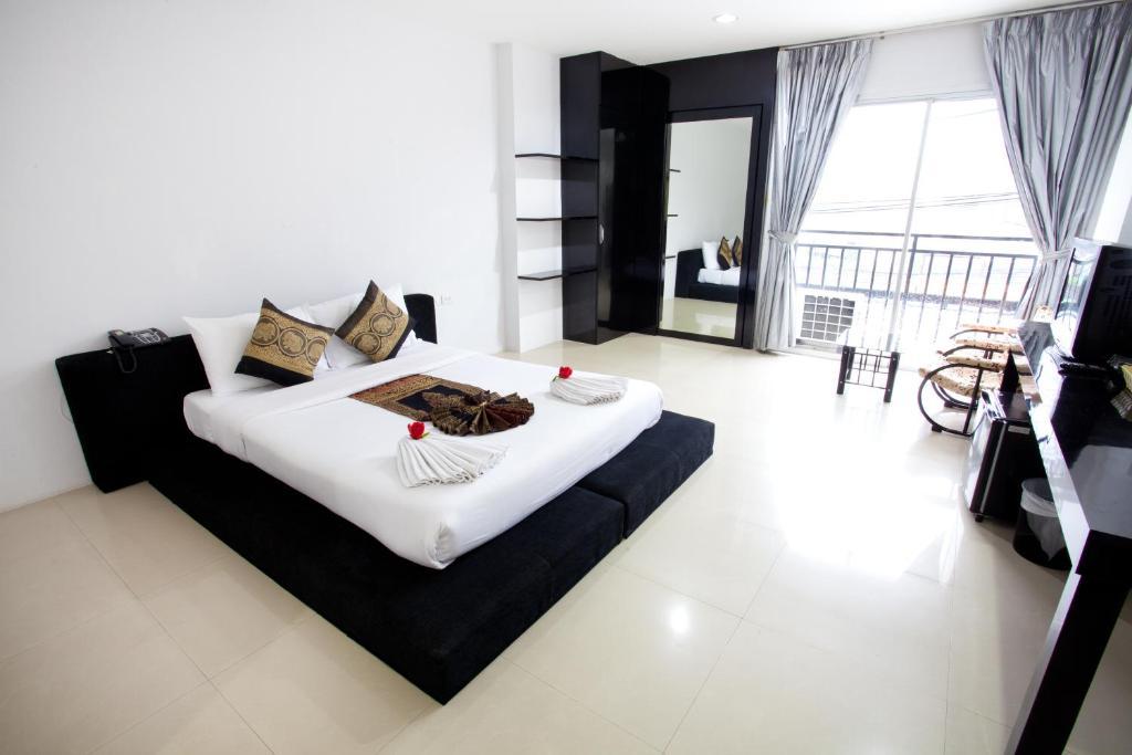 Lars-Lita Residence Patong Camera foto