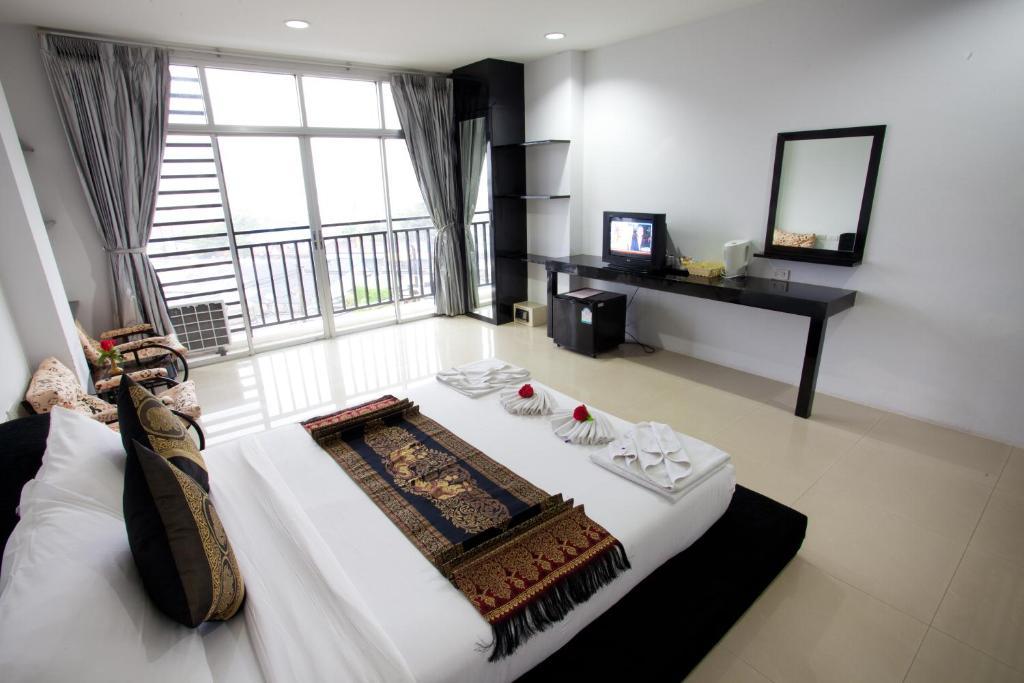 Lars-Lita Residence Patong Camera foto