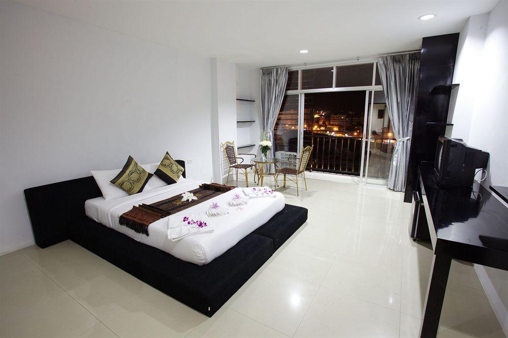 Lars-Lita Residence Patong Esterno foto