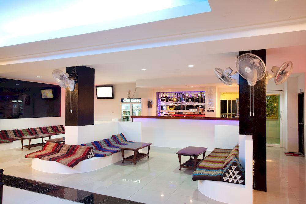 Lars-Lita Residence Patong Esterno foto