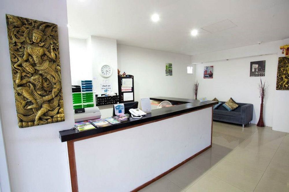 Lars-Lita Residence Patong Esterno foto